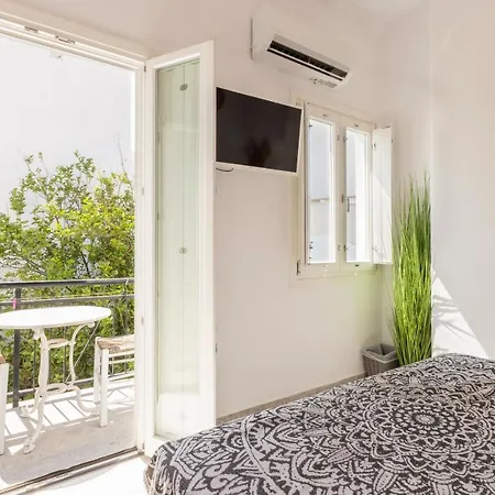 Parosquare Parikia (Paros)